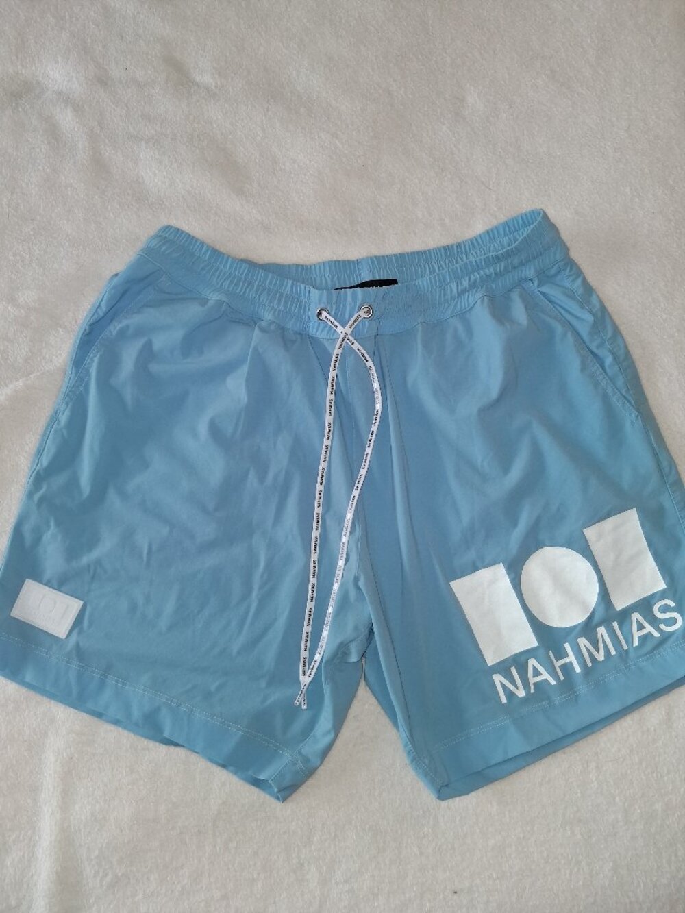 Short NAHMIAS